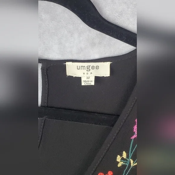 Umgee embroidered Flattering Boho Floral‎ V-Neck Long Bell Sleeve dress sizeM - Picture 6 of 11